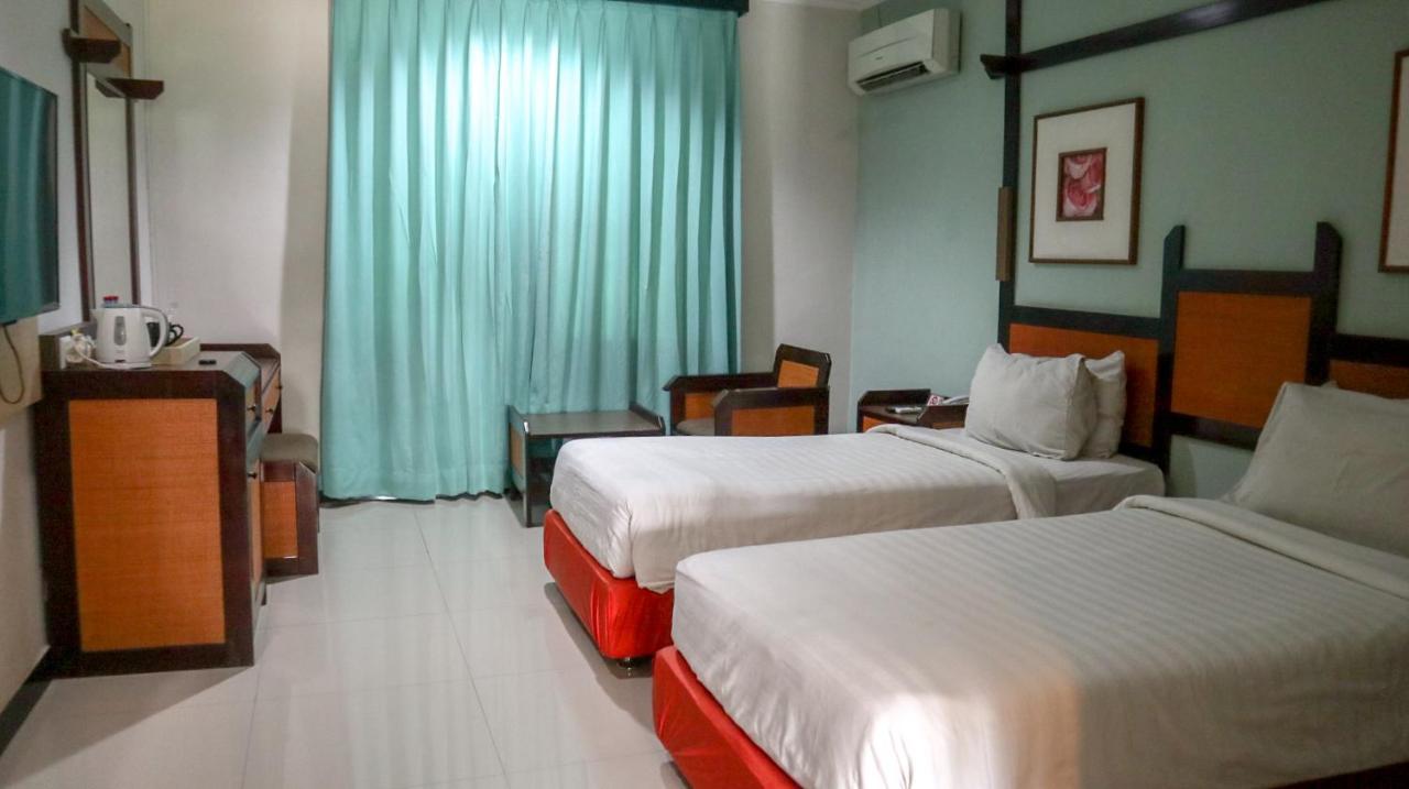 Hotel Sofia Juanda Surabaya Sidoarjo Exterior foto